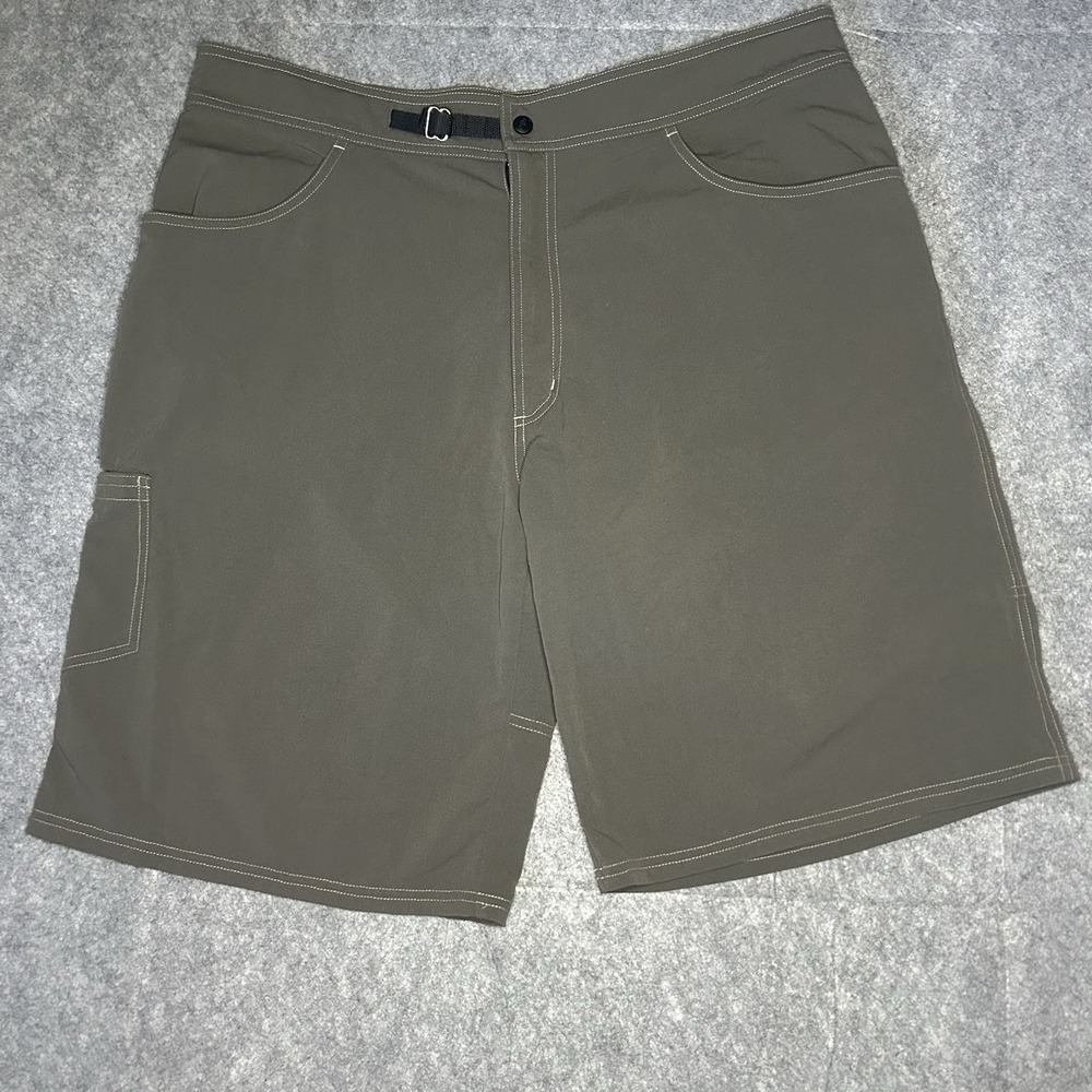 Mountain Hardwear Men's Xl 38 Olive Nylon Canvas Cargo Shorts Hiking Outdoor